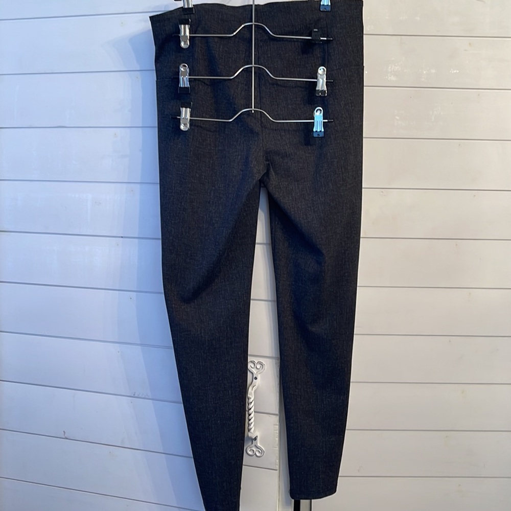 Gray pants - Picture 2 of 3